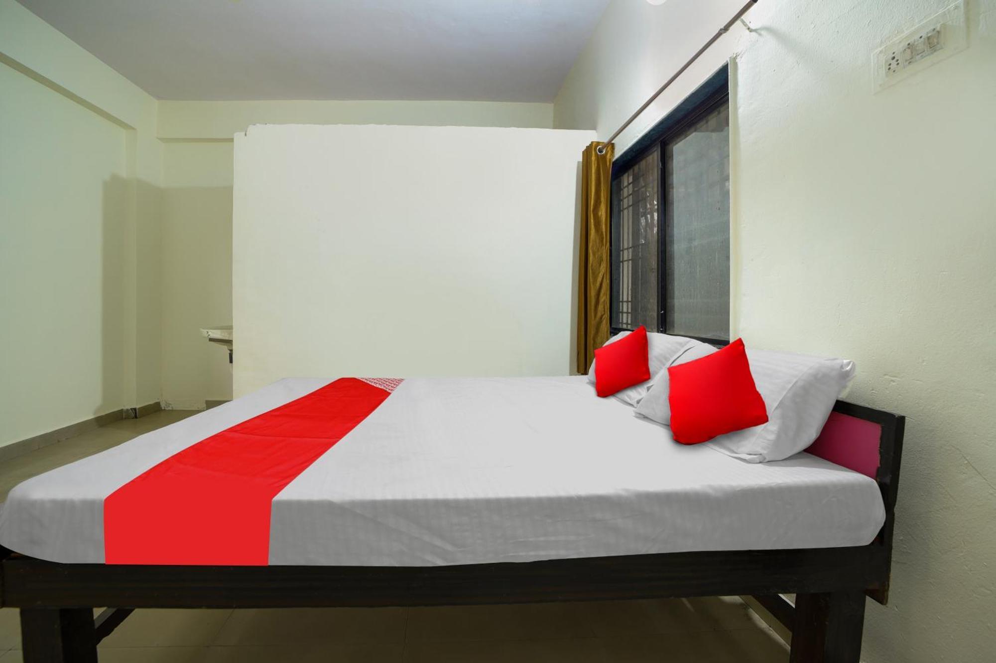 Oyo Flagship Hotel The Grand Lotus ออรังกาบัด ภายนอก รูปภาพ