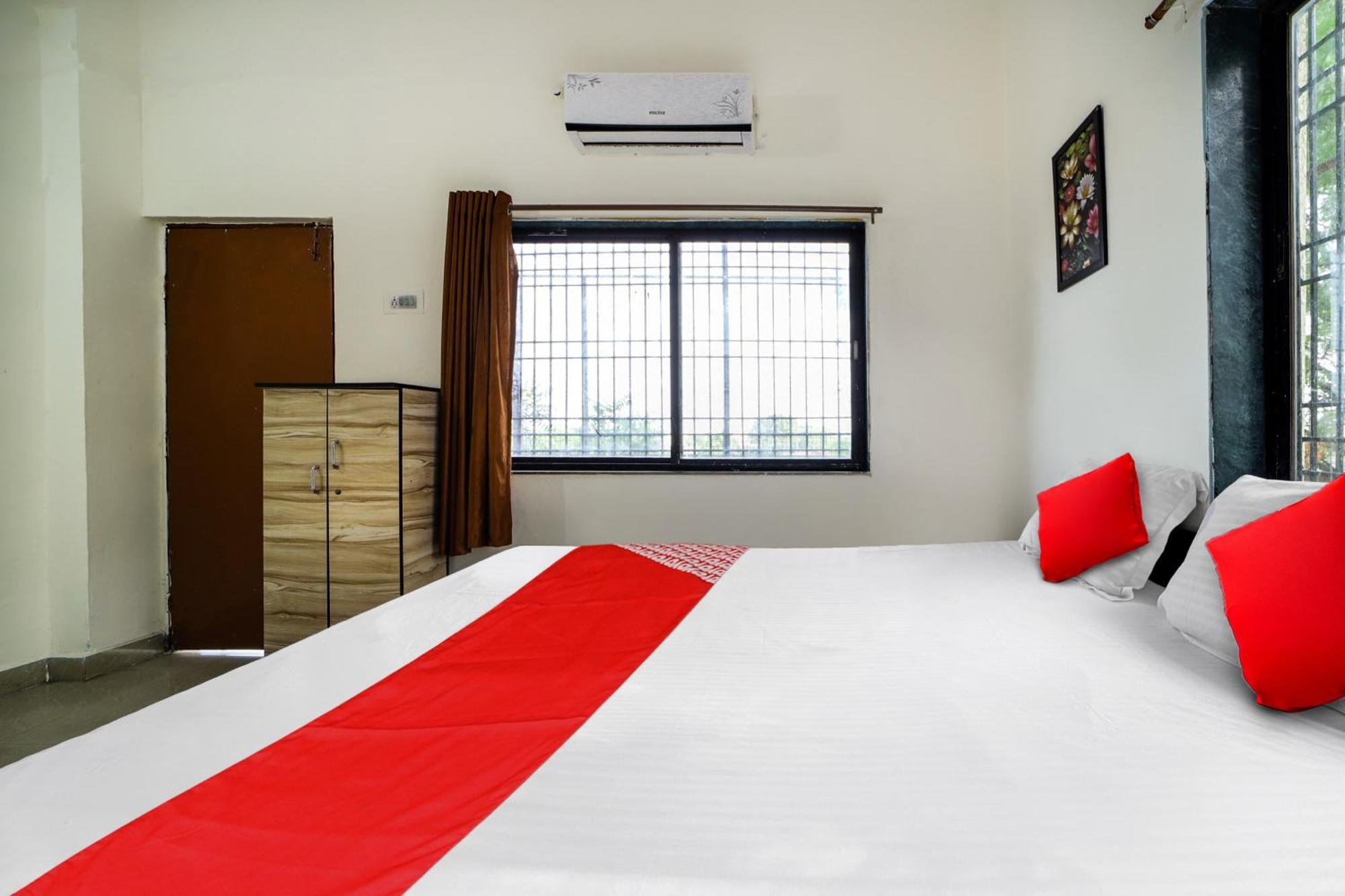 Oyo Flagship Hotel The Grand Lotus ออรังกาบัด ภายนอก รูปภาพ